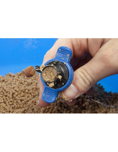 Forma do zanęty Preston Quick Cone and Bait Mould - Medium PRESTON - 3