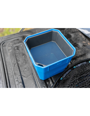 Pudełko Preston Bait Tub - 4 Pint / 2.3L PRESTON - 8