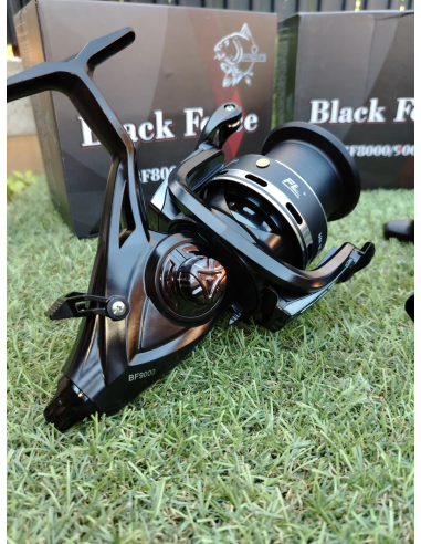 Kołowrotek Black Force Big Runner Z Wolnym Biegiem 8000  - 5